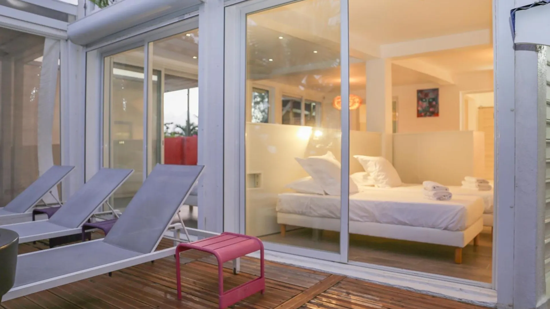 Villa Nirvana Vue Mer Piscine Plage De Petit Havre A 200 Metre Le Gosier  0*, Le Gosier (Grande-Terre)
